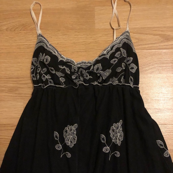 “Studio M” dress size Medium - Picture 2 of 6